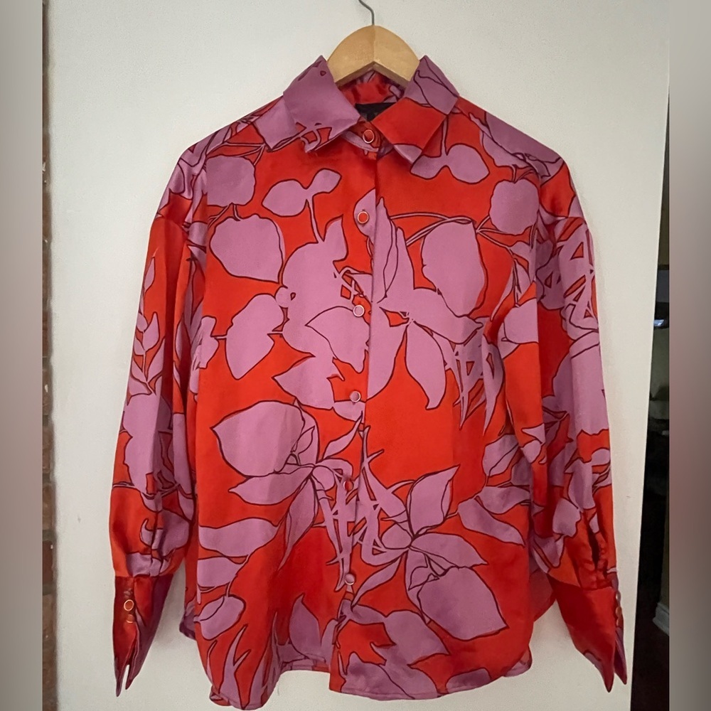 House of Harlow 1960 Floral Print
Long Sleeve Button-Up blouse Top Satin Pink - Picture 5 of 9